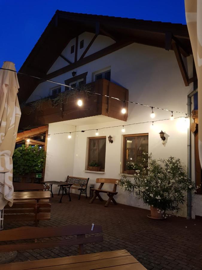 Sommer Panzio Balatonföldvár Εξωτερικό φωτογραφία