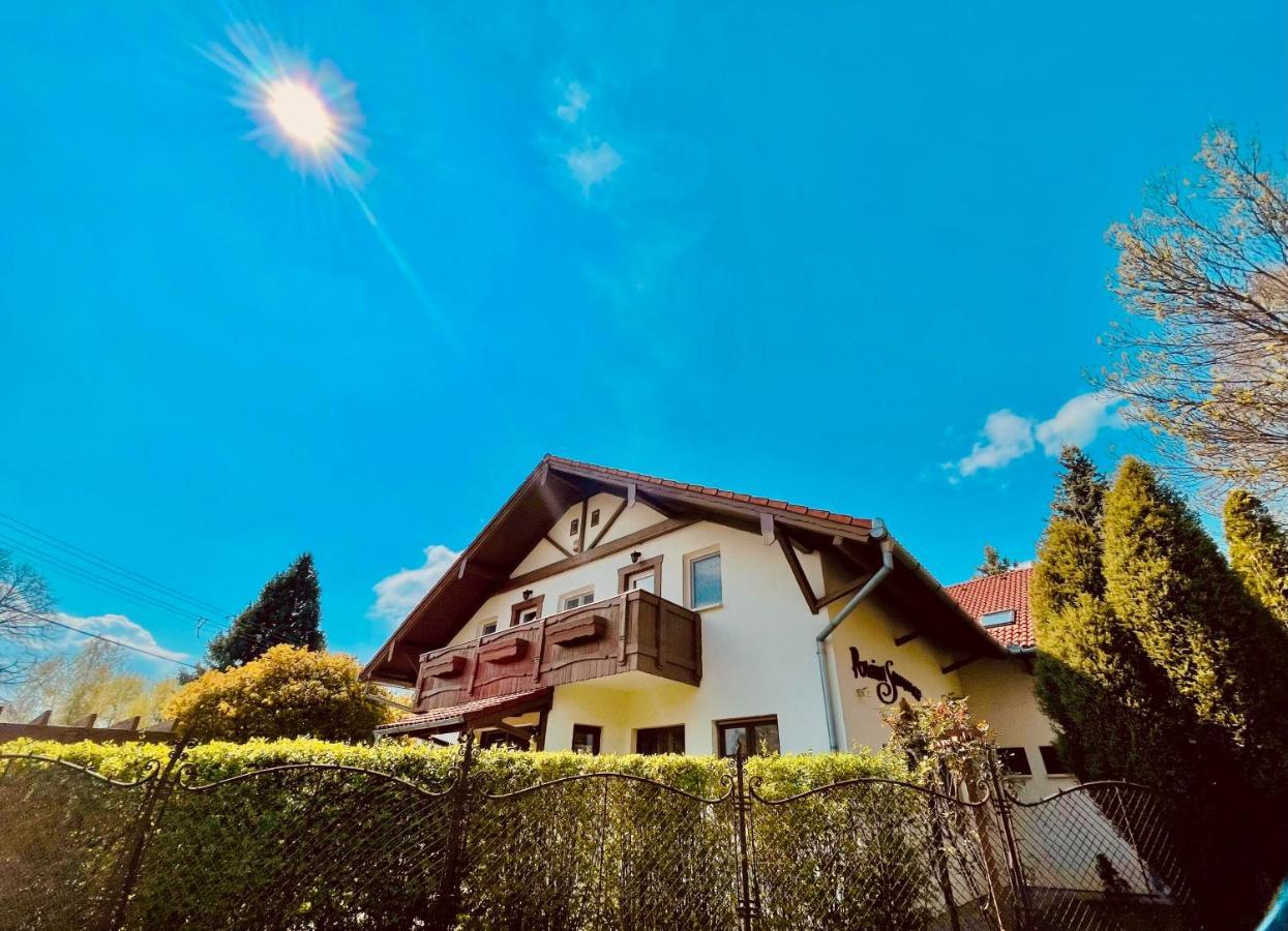 Sommer Panzio Balatonföldvár Εξωτερικό φωτογραφία