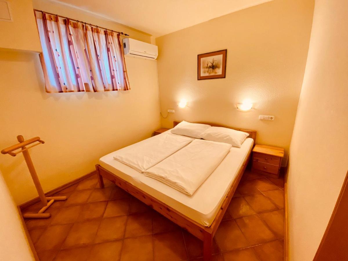 Sommer Panzio Balatonföldvár Εξωτερικό φωτογραφία