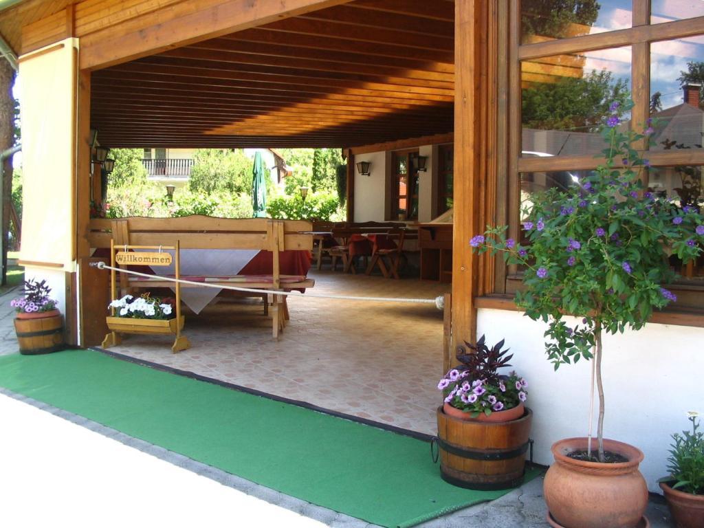 Sommer Panzio Balatonföldvár Εξωτερικό φωτογραφία