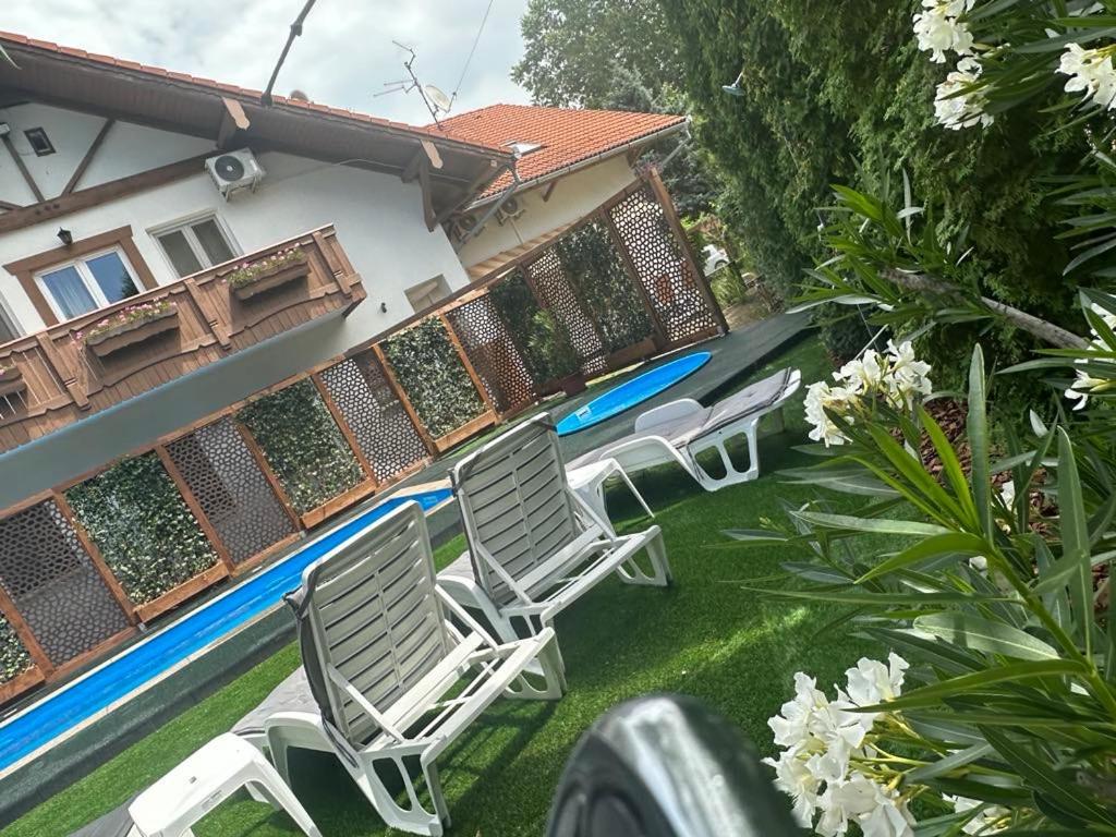 Sommer Panzio Balatonföldvár Εξωτερικό φωτογραφία