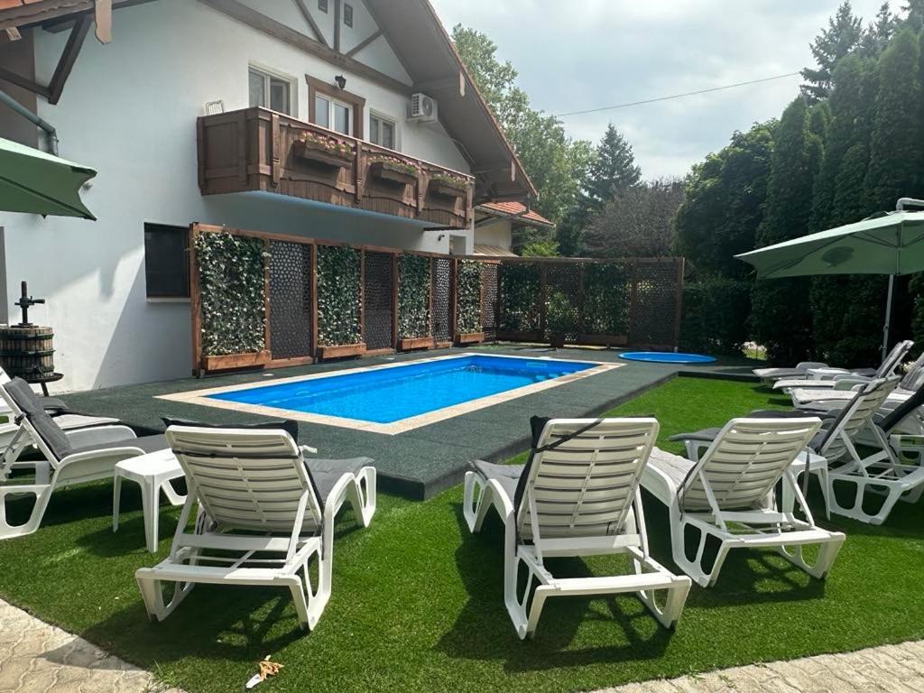Sommer Panzio Balatonföldvár Εξωτερικό φωτογραφία